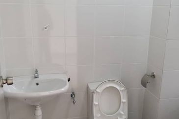 Kiara Court - Nilai Impian