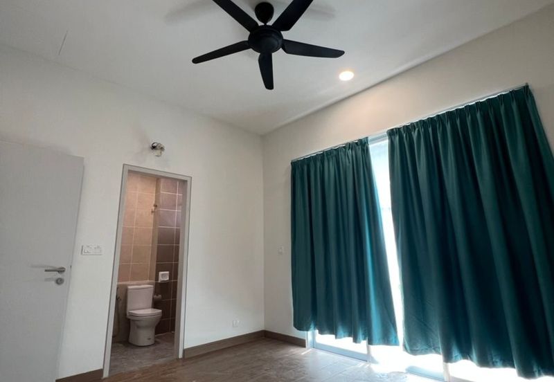 LAMAN MAWAR INDAH @ KOTA SERIEMAS