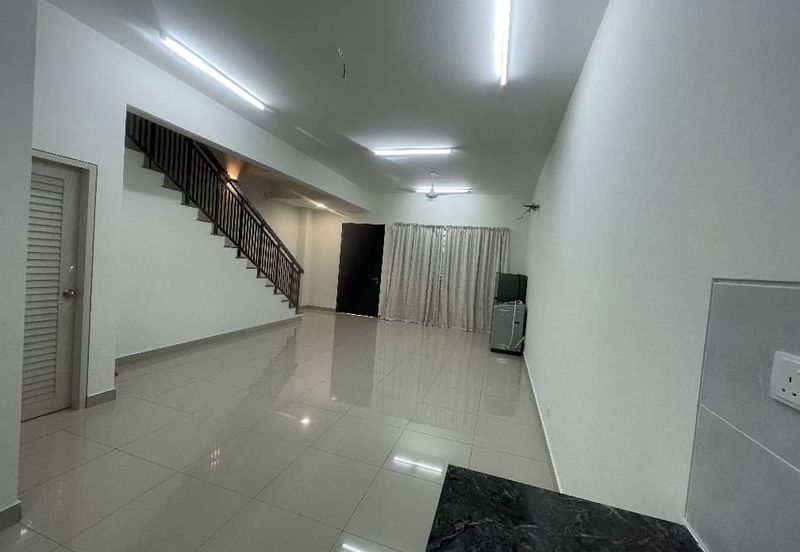 LAMAN MAWAR INDAH @ KOTA SERIEMAS