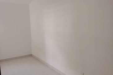 Taman Seroja, Bandar Baru Salak Tinggi