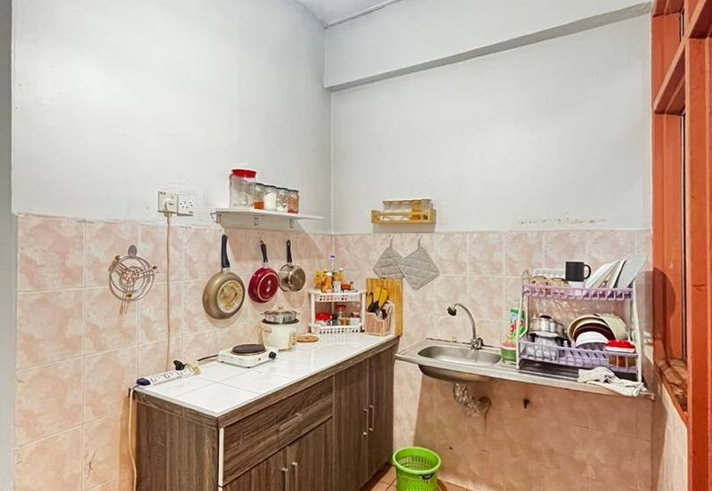 Sri Dahlia Apartment