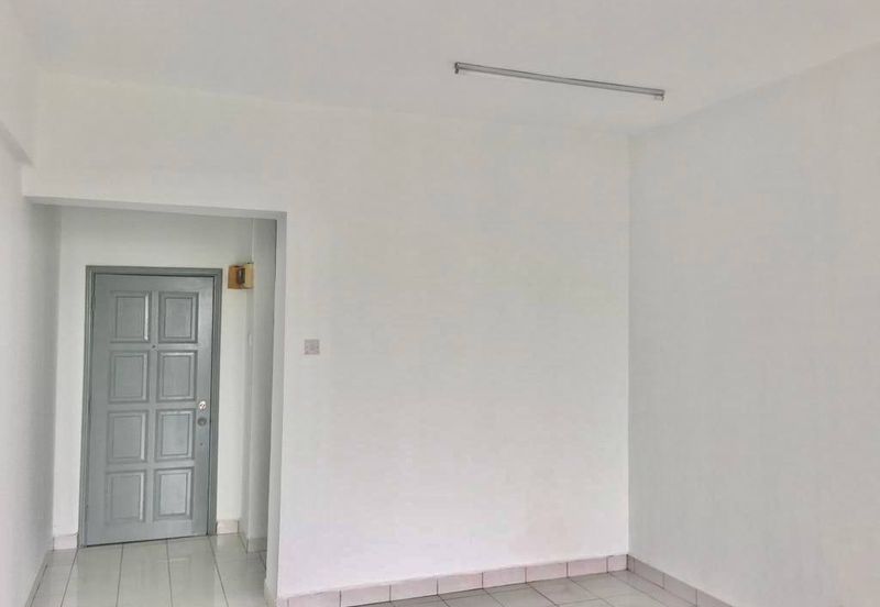 Tasik Heights Apartment