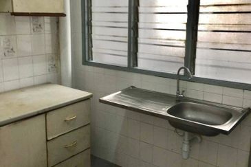 Tasik Heights Apartment