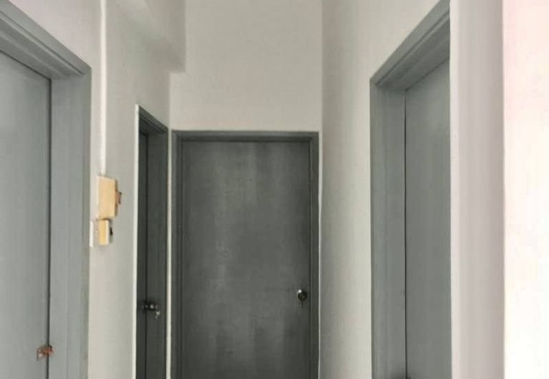 Tasik Heights Apartment