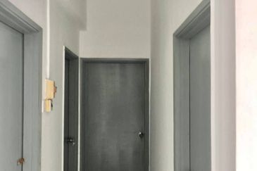 Tasik Heights Apartment