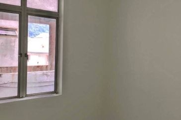 Tasik Heights Apartment