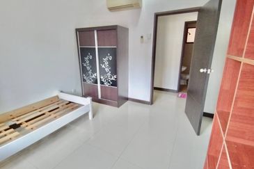 Desa Idaman Residences