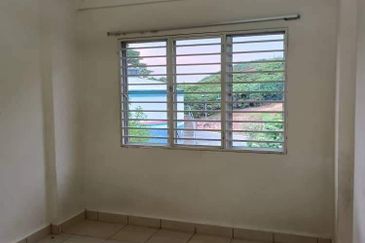 Suria Tropika Apartment