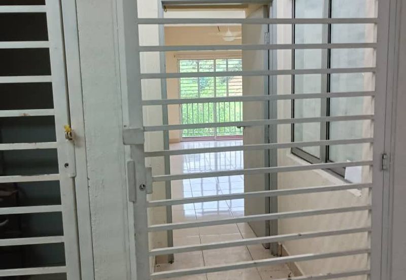 Suria Tropika Apartment