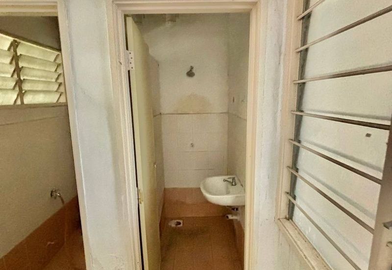 FREEHOLD Pangsapuri Sri Mutiara Taman Ukay Bistari Ampang FOR SALE