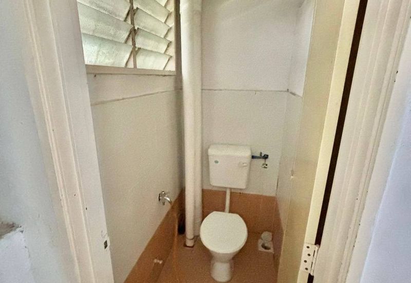 FREEHOLD Pangsapuri Sri Mutiara Taman Ukay Bistari Ampang FOR SALE