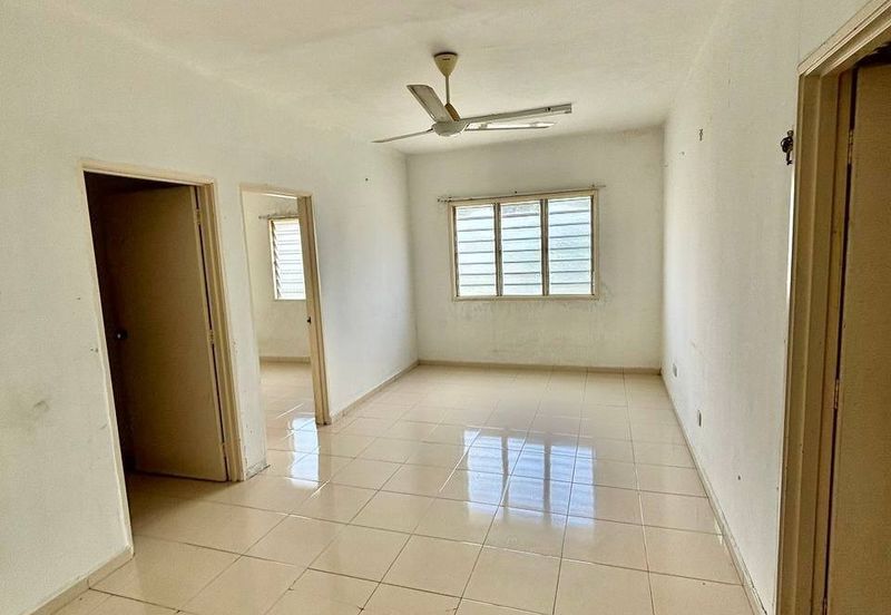 FREEHOLD Pangsapuri Sri Mutiara Taman Ukay Bistari Ampang FOR SALE