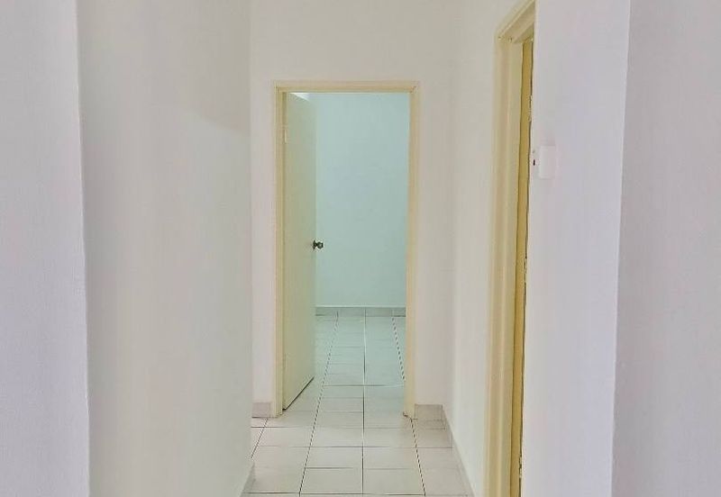 D Cahaya Apartment, Bandar Puchong Jaya