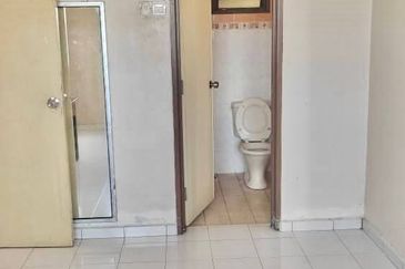 Vista Pinggiran, Taman Pinggiran Putra