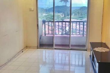 Vista Pinggiran, Taman Pinggiran Putra