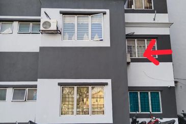 Lily Apartment, Taman Saujana Utama