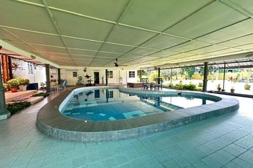 Bungalow Bamboo River Villa, Sungai Buloh, Selangor