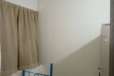 ANGGERIK COURT APARTMENT (PUTRA NILAI)