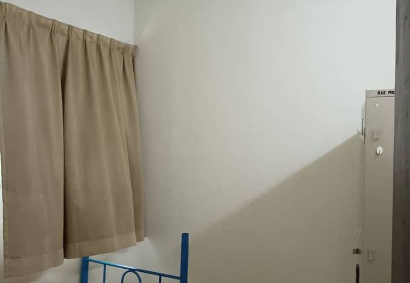 ANGGERIK COURT APARTMENT (PUTRA NILAI)