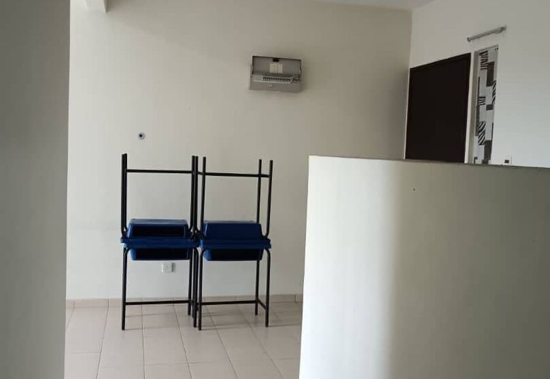 ANGGERIK COURT APARTMENT (PUTRA NILAI)