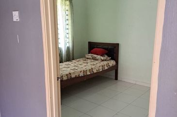 Taman Klebang Damai, Chemor, Perak, Semi-Detached, Renovated