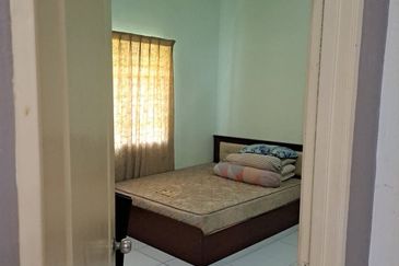 Taman Klebang Damai, Chemor, Perak, Semi-Detached, Renovated