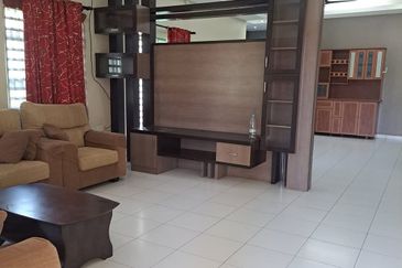 Taman Klebang Damai, Chemor, Perak, Semi-Detached, Renovated