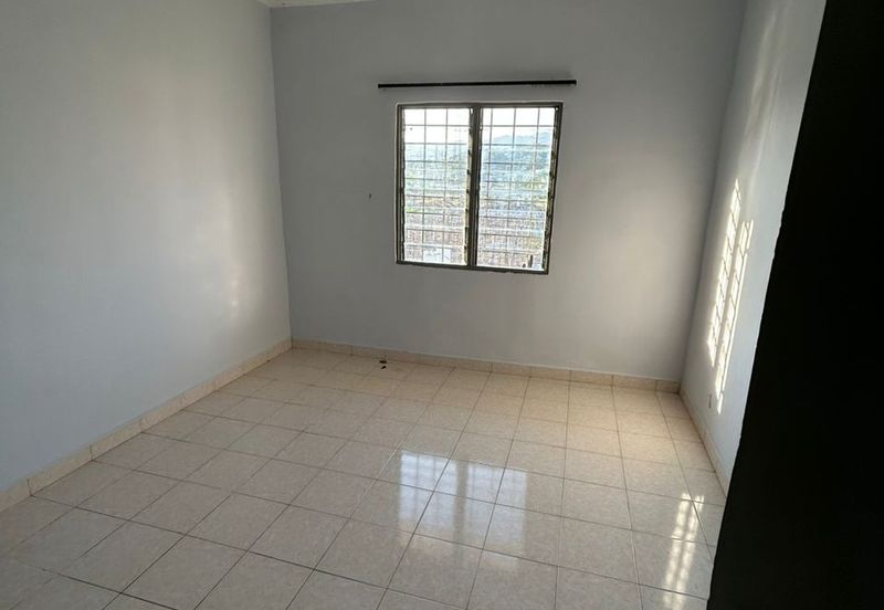 Pangsapuri Sri Meranti