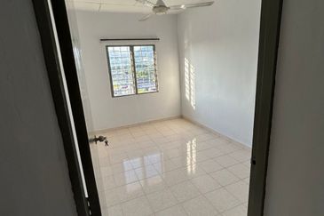 Pangsapuri Sri Meranti