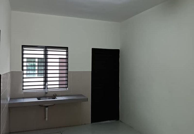 Lagenda Teluk Intan Fasa 4 Kristal, Teluk Intan, Perak