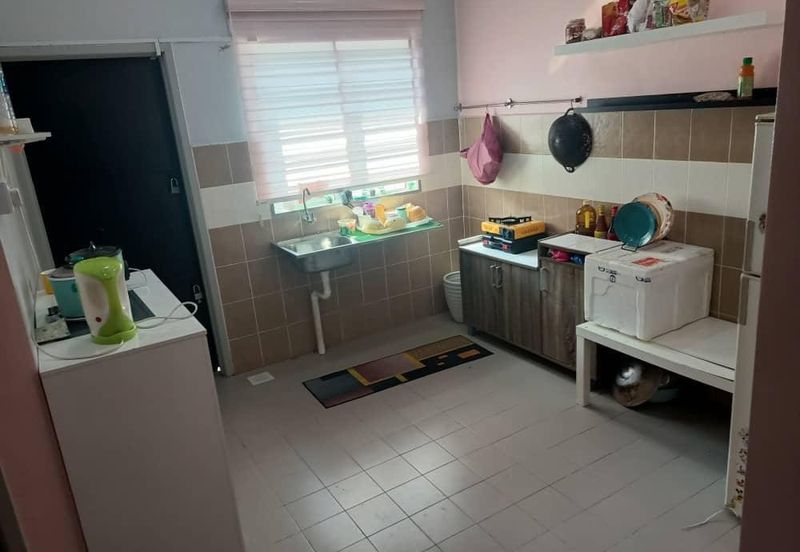 Taman Lekir Jaya, Batu 10, Lekir, Perak, Freehold