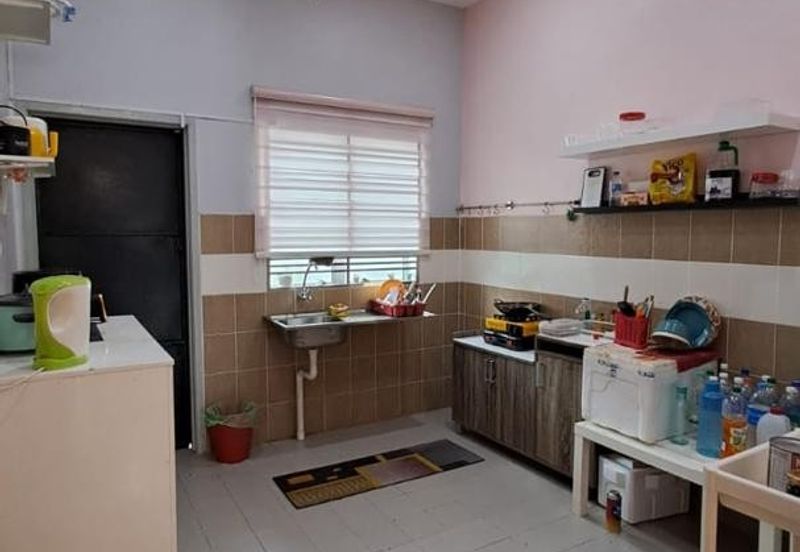 Taman Lekir Jaya, Batu 10, Lekir, Perak, Freehold