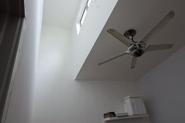 Taman Lekir Jaya, Batu 10, Lekir, Perak, Freehold