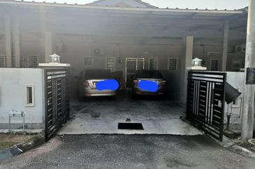 Taman Lekir Jaya, Batu 10, Lekir, Perak, Freehold