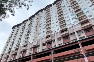 Apartment Sri Harmonis, Gombak, Selangor