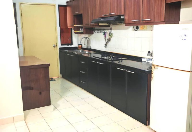 Putra Villa Kondominium