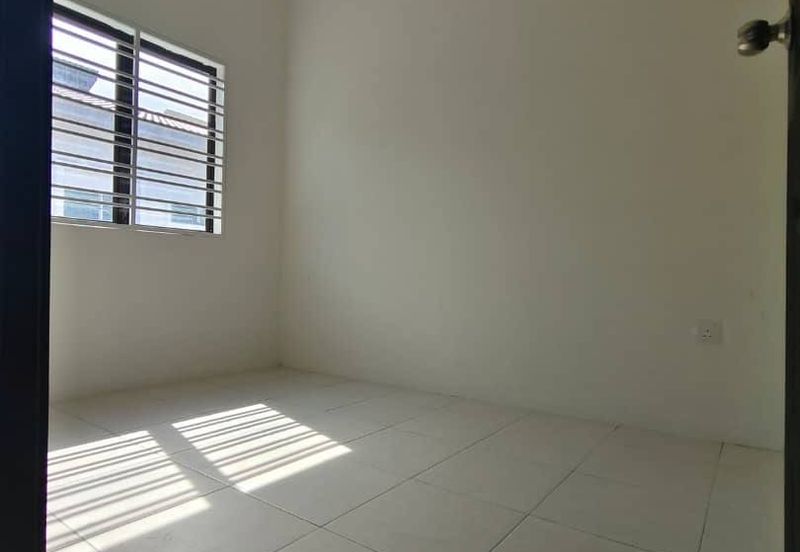 Taman Pantai Suria, Pantai Remis, Perak