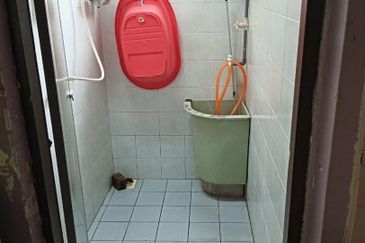 Taman Maju, Seri Iskandar, Perak, Semi-D, Full Loan, Cheap