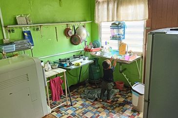 Taman Maju, Seri Iskandar, Perak, Semi-D, Full Loan, Cheap