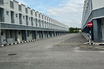 SOHO Prima Seri Iskandar, MURAH, FULL LOAN