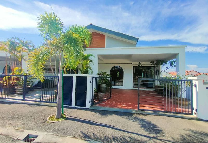 The Lakes Spanish Gardens, Batu Gajah, Perak