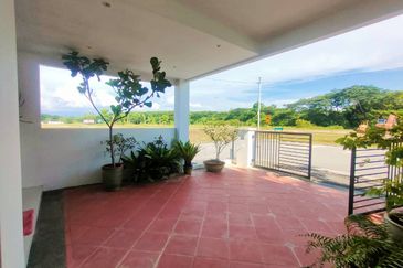 The Lakes Spanish Gardens, Batu Gajah, Perak