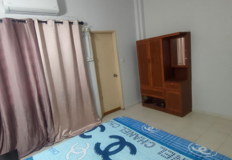 Alpine Village Apartment