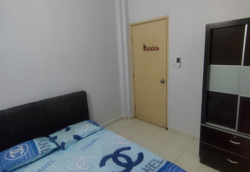 Alpine Village Apartment