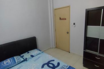 Alpine Village Apartment