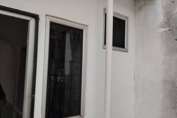 Taman Telipot, Bukit Sentosa, Rawang, Selangor, Single Storey Terrace, Full Loan