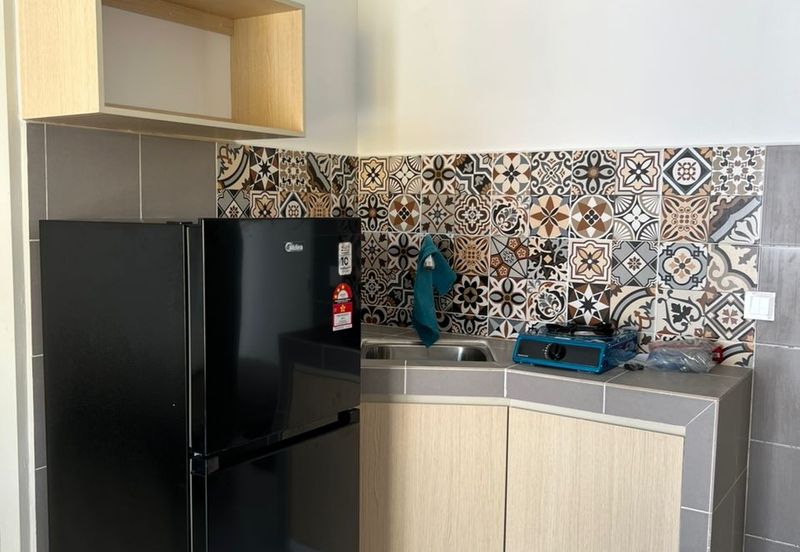 Iskandar Furnished Suites (IFS), Seri Iskandar, Perak, Partially Furnished, Urgent