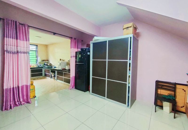 Perdana College Heights