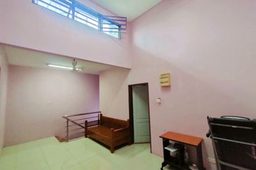 Perdana College Heights