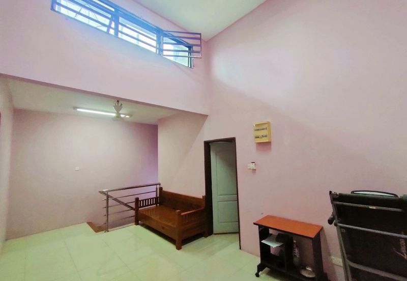 Perdana College Heights